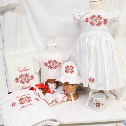 КРАСИВИЯТ КОМПЛЕКТ ЗА ИЗАБЕЛА